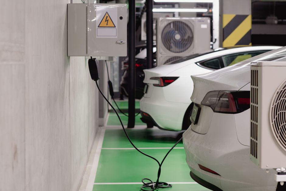 Gesetzliche Vorgaben und Normen 2026 für Batteriegesundheit & Reichweite im Winter in Deutschland